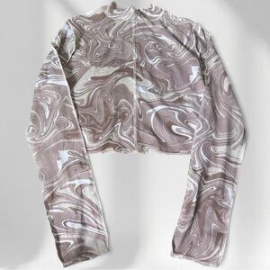 Elegant Swirl Pattern Crop Top